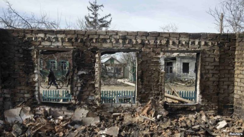 Debaltseve: hunger and hopelessness