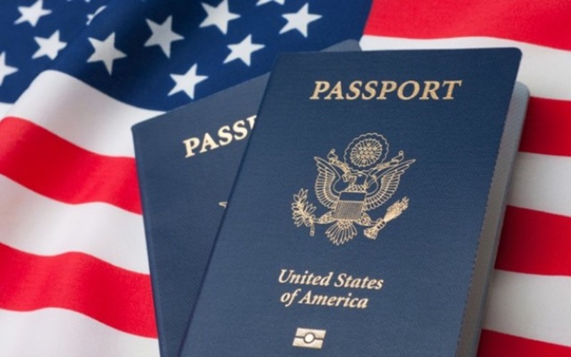 Як і коли подавати документи на громадянство США