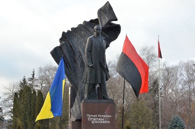 Більшість пам’ятників Бандері в Україні були поставлені за часів Януковича