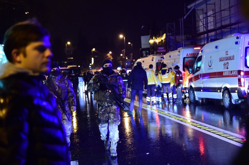Американець та українка поділилися спогадами про атаку в Стамбулі
