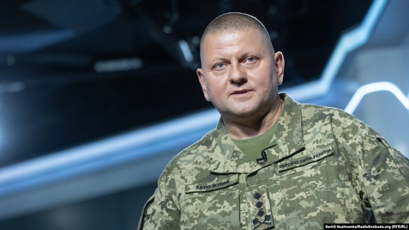 Росія здійснює 700-800 обстрілів українських позицій щодня — Залужний
