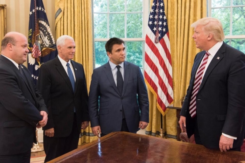 Trump meets with Ukraine's Foreign Minister