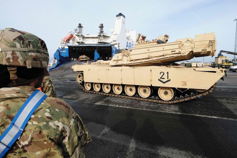 США схиляються до передачі Україні танків Abrams – WSJ