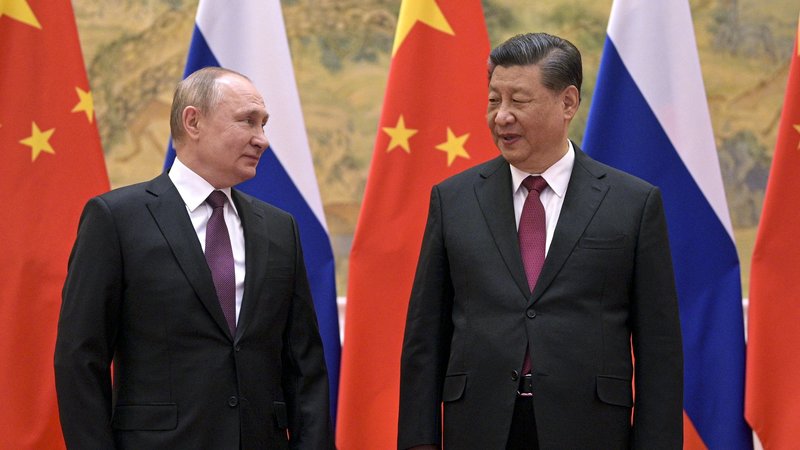 Сі Цзіньпін прибув до Москви на зустріч з Путіним