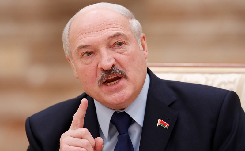 Лукашенко доручив закривати підприємства, які страйкують