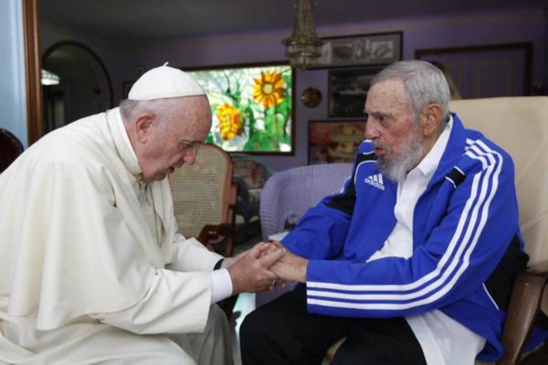 Папа Римський завітав до Фіделя Кастро