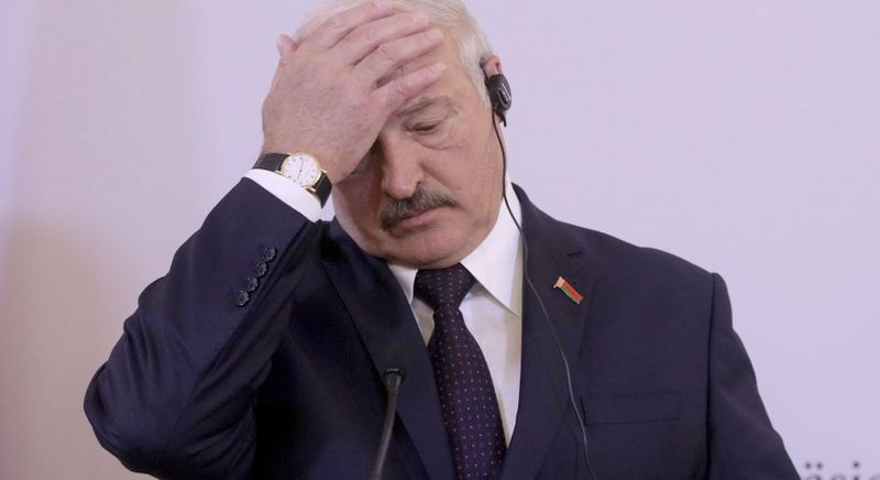 Це дурість: Лукашенко про ізоляцію під час пандемії