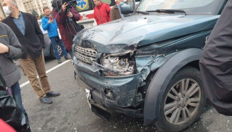 Смертельна ДТП у центрі Києва: водій каже, що знепритомнів