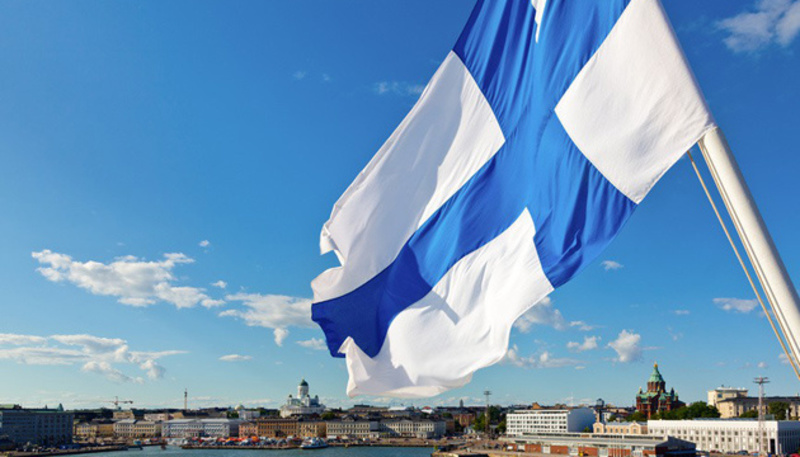 Фінляндія відмовилася платити за російський газ рублями