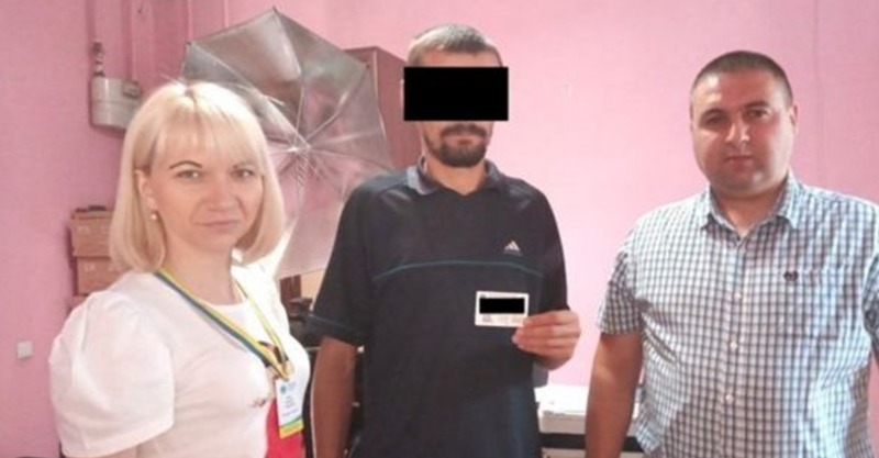 Як українець 34 роки прожив без паспорта