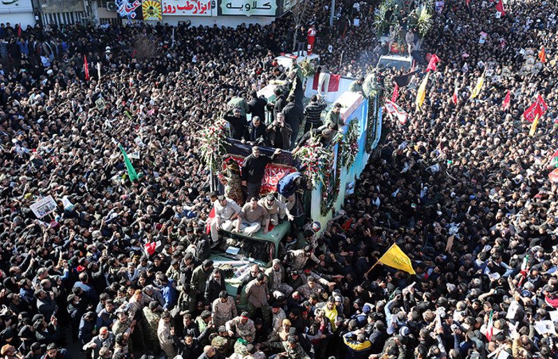 На похороні іранського генерала Сулеймані загинули 35 людей. Відео