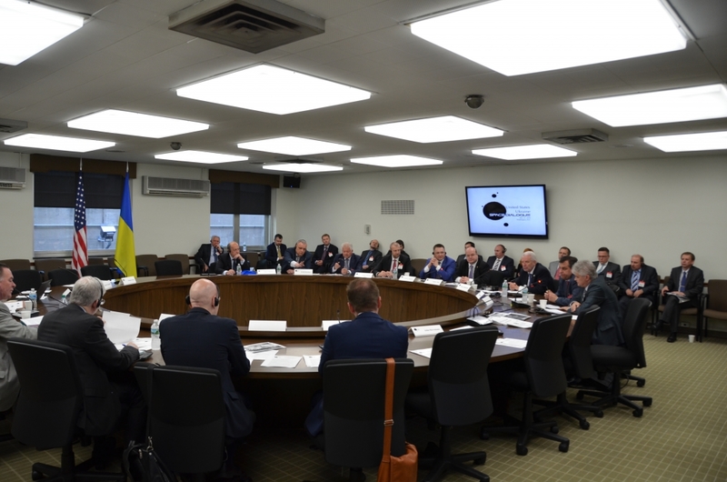 У Вашингтоні обговорили питання співпраці з українцями у космічній галузі