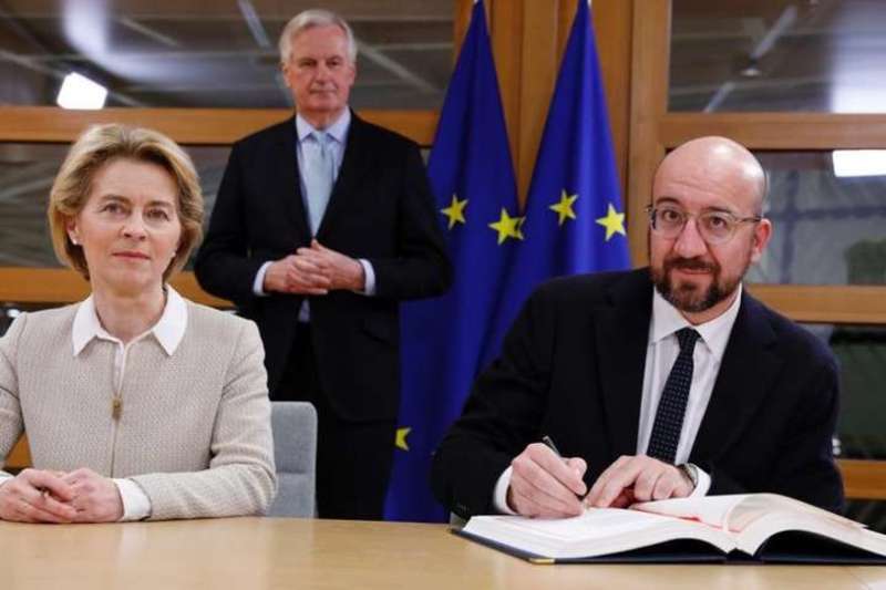 У Брюсселі підписали угоду про вихід Британії з ЄС