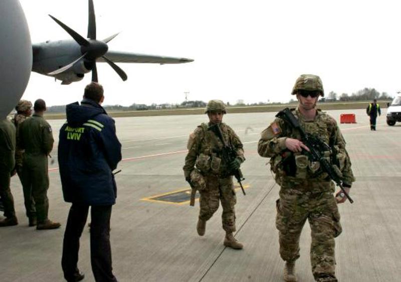 Десантники США прибули в Україну