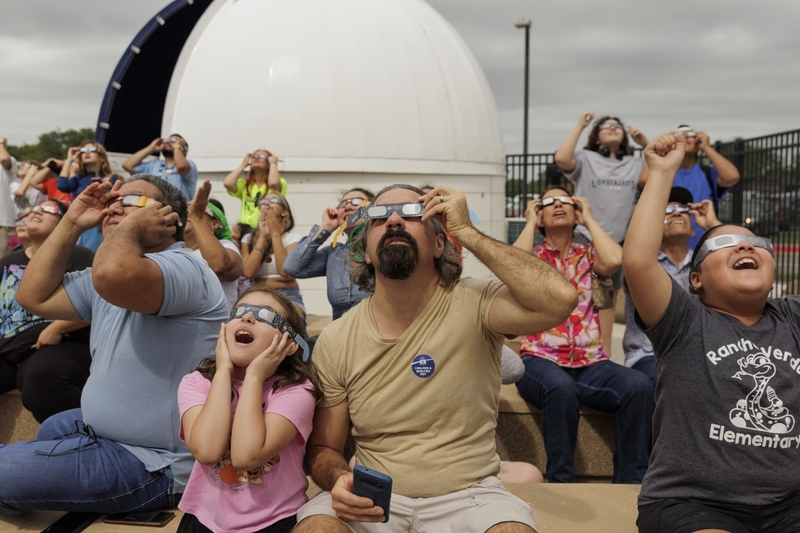 У Північній Америці буде повне сонячне затемнення: коли спостерігати