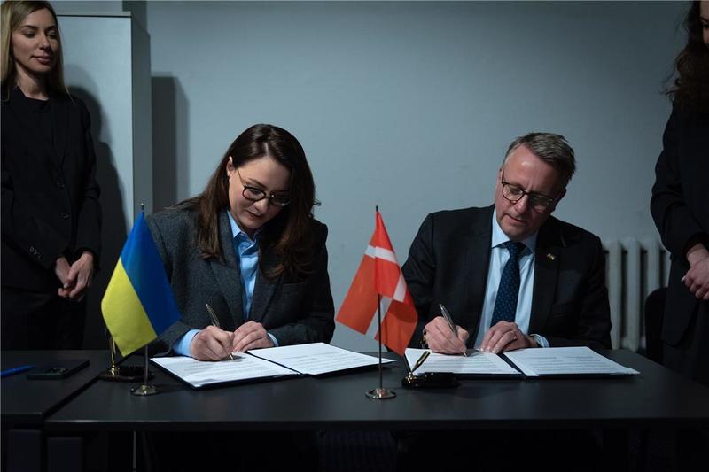 Данія виділить €420 млн на відновлення енергетики та відбудову України