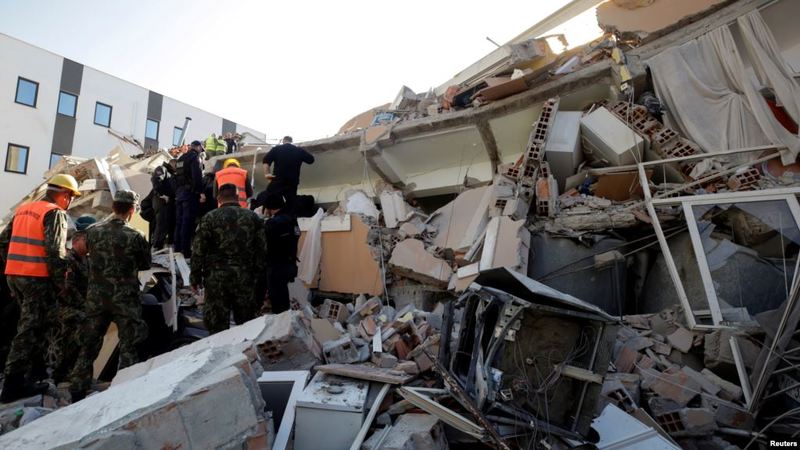 Землетрус в Албанії: щонайменше 13 людей загинули, 600 поранені