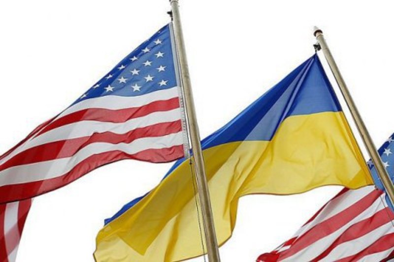Екс-посли США назвали критично важливі реформи для України
