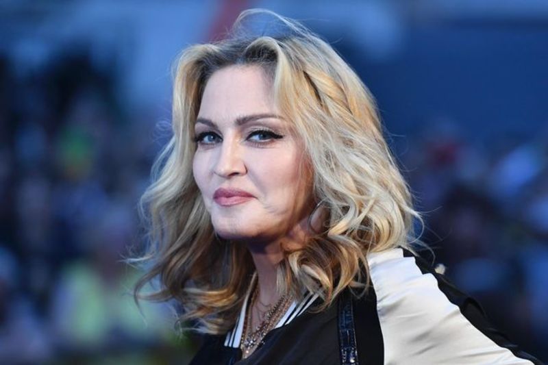 Мадонна перенесла коронавірус в європейському турі