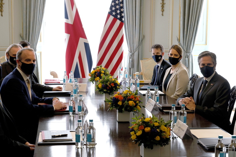 Глави МЗС вперше очно зустрілися на зібранні G7