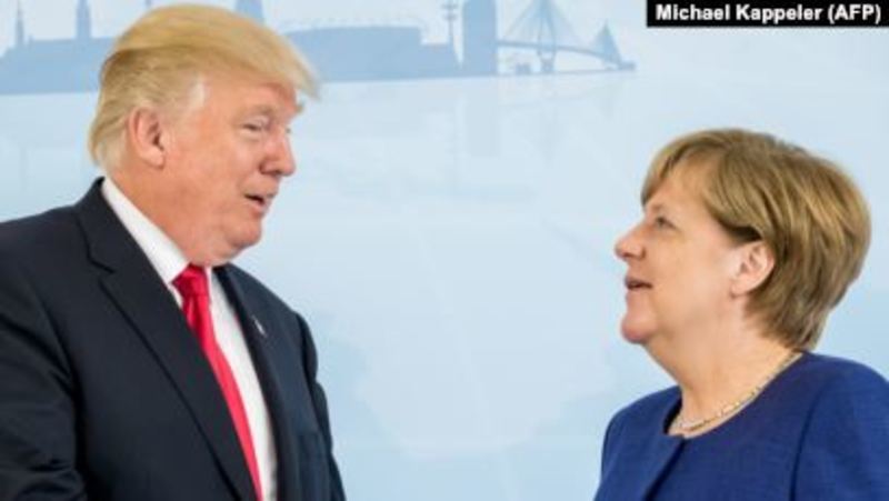 Трамп і Меркель обговорили Україну у телефонній розмові