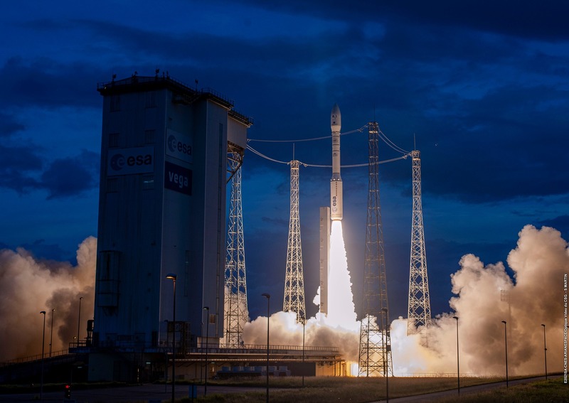 Ракета з українським двигуном вивела на орбіту супутники Франції