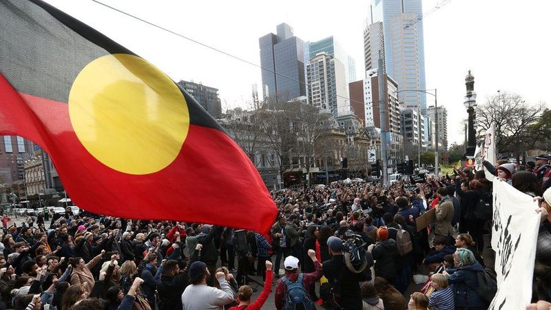 Австралія викупила авторські права на прапор аборигенів - за $14 мільйонів