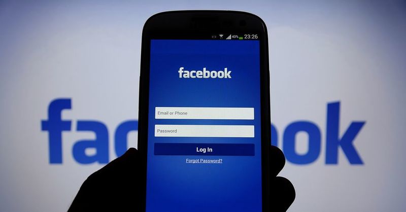 Facebook надасть гранти для адміністраторів груп і спільнот