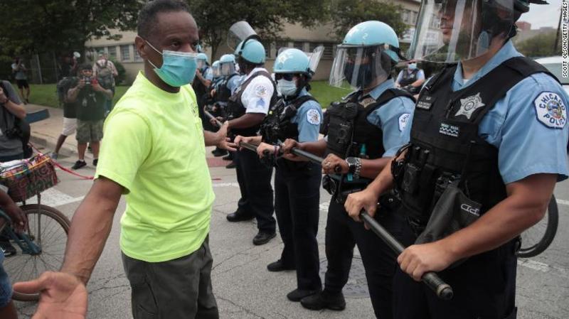 У Чикаго під час сутичок з поліцією затримали понад 20 демонстрантів