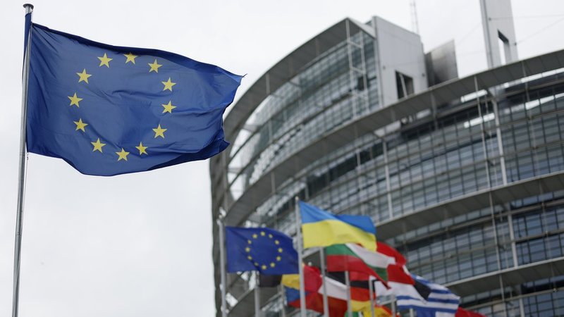 У ЄС затвердили виділення €5 мільярдів на зброю для України