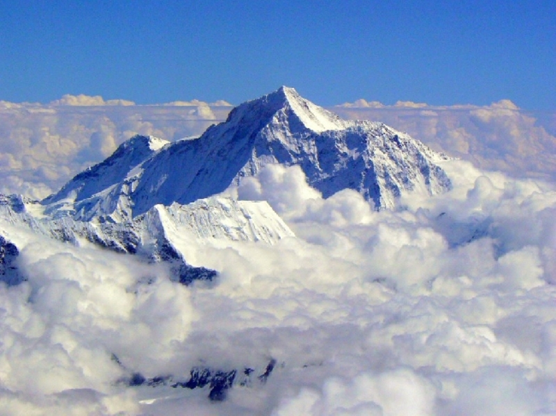 Переміряли: висота Евересту офіційно збільшилася