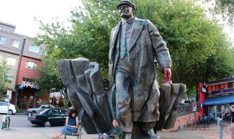 Мер Сіетла закликав демонтувати пам'ятник Леніну