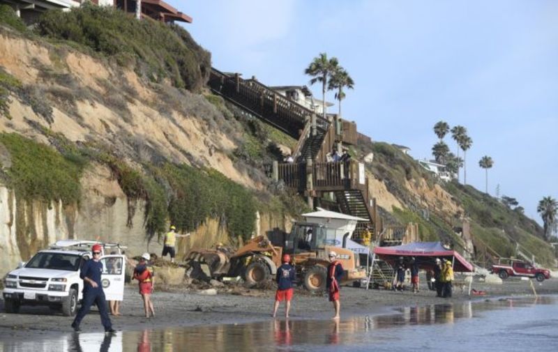 Природна небезпека: у Каліфорнії обвалилася скеля, загинуло троє людей