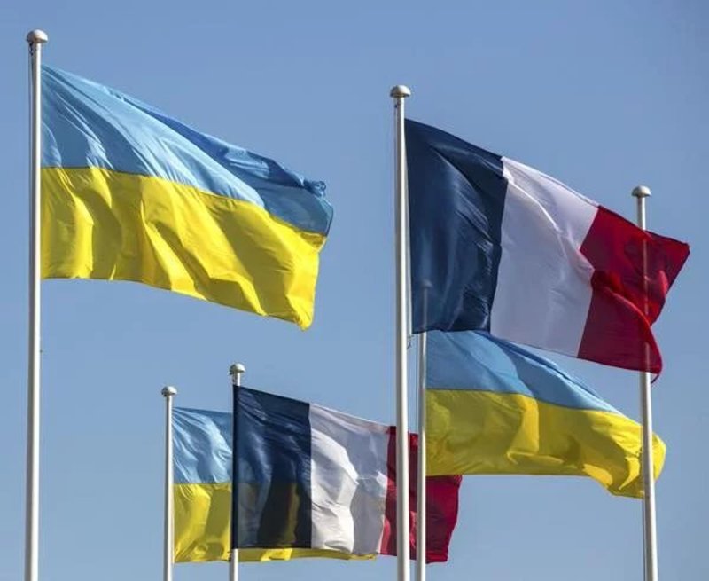 Українська діаспора допомогла у лікуванні військовослужбовця України
