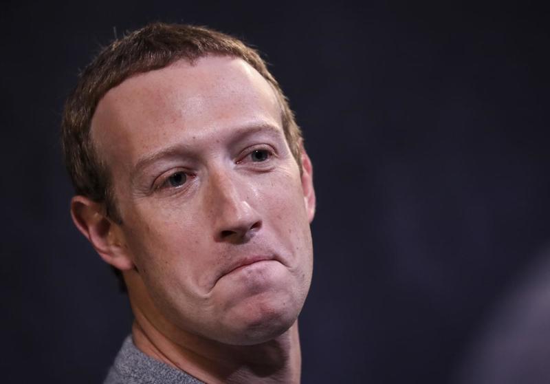 Співробітники Facebook влаштували віртуальний страйк через пост Трампа