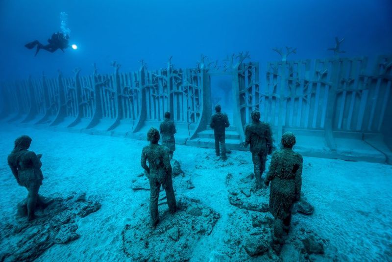В Іспанії відкрили перший у Європі підводний музей