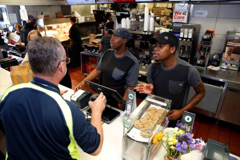 McDonald's отримав позов на мільярд доларів через "расизм"