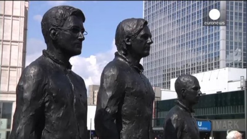 Snowden, Assange and Manning statues unveiled in Berlin