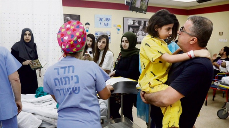 Ізраїльські лікарі відокремили голову дівчинки від хребта