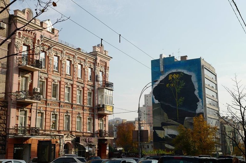 У Києві створили мурал, присвячений Лесі Українці