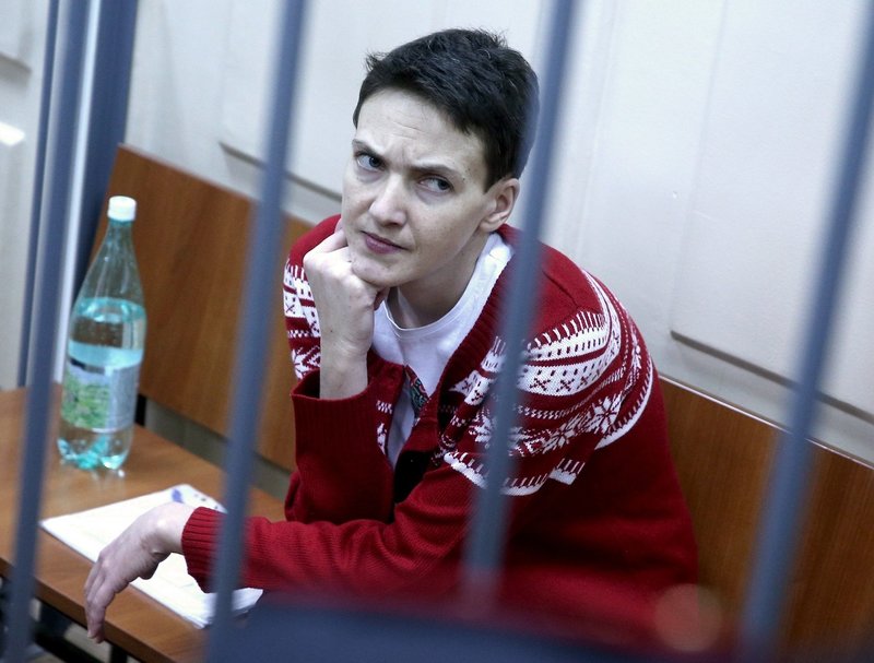 Суд над Савченко порушує мінські домовленості, - Керрі
