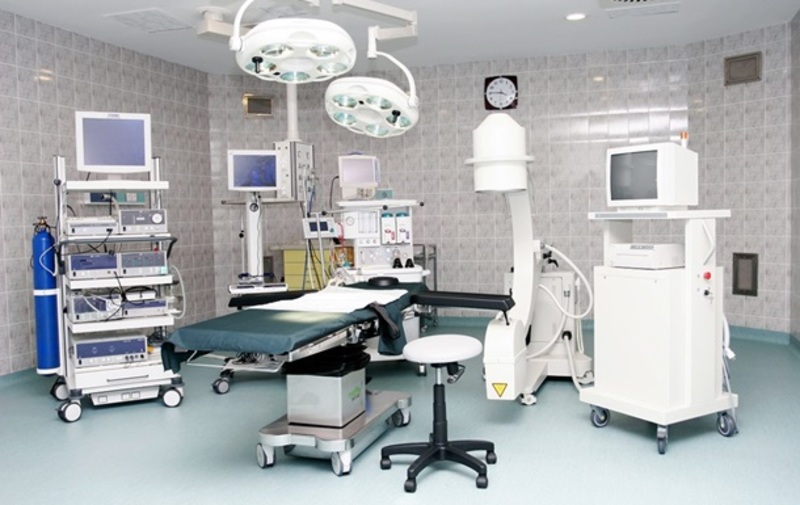 Японія передала обладнання для українських лікарень