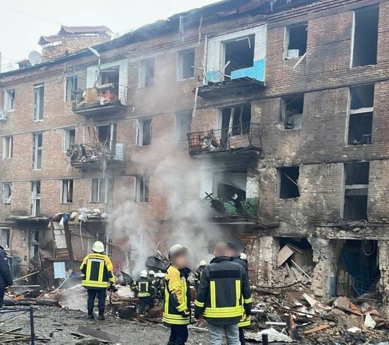 Масований ракетний обстріл України: 6 загиблих та 36 поранених