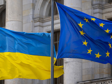 Європарламент проголосував за збільшення виробництва боєприпасів для України