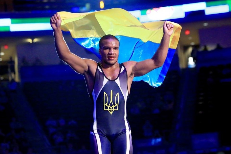 Українець увійшов у трійку кращих борців світу