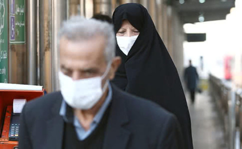 Понад 700 людей померли в Ірані через «лікування» коронавірусу