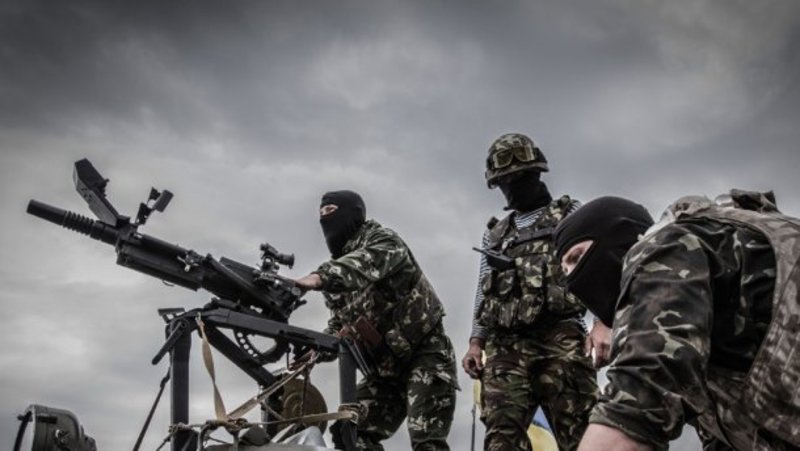 Бойовики «ЛНР» «воюють» з «Айдаром», який вивели з Луганщини півроку тому