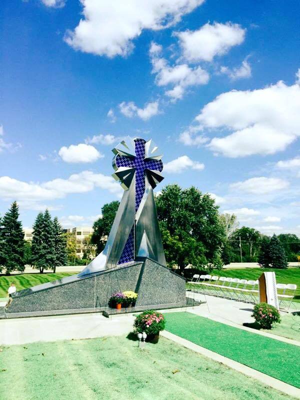 Bloomingdale church dedicates monument to Ukranian Revolt