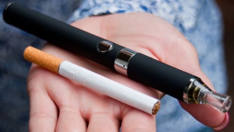 Мінімальний вік для покупки сигарет в Іллінойсі підвищився до 21 року