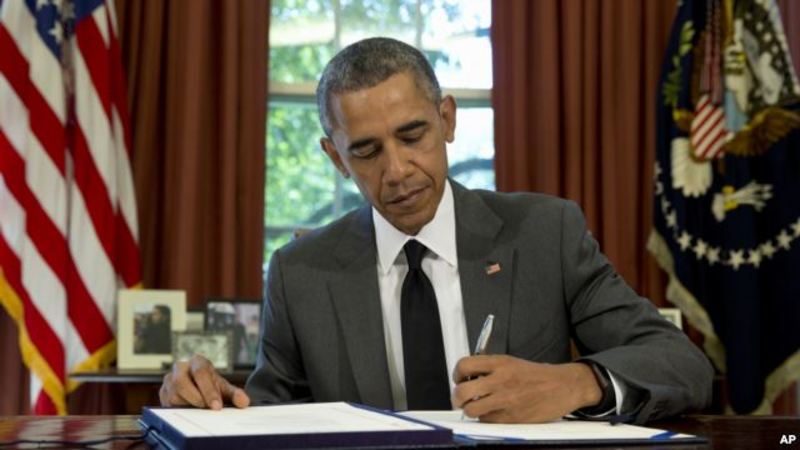 Обама підписав указ про оплачувану відпустку по хворобі